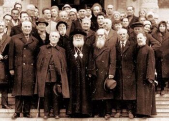 4 septembrie 1886 – S-a născut Tit Simedrea, cleric ortodox român, istoric, mitropolit al Bucovinei