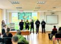 „Copilărie în siguranță”. Activitate realizată de către reprezentanții Poliției Trușești cu elevii de gimnaziu