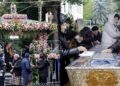 Peste 80.000 de persoane au ajuns la racla Sfintei Cuvioase Parascheva