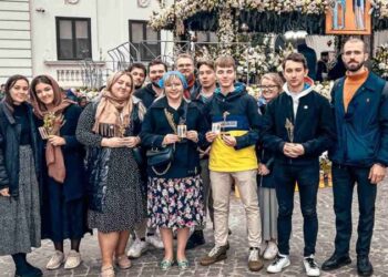 Sfânta Parascheva ne învață că tinerețea e momentul cel mai potrivit pentru a-L alege pe Dumnezeu