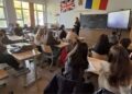 Polițiștii botoșăneni în dialog cu elevii de la Seminarul Teologic Dorohoi