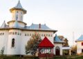 Instalarea noului preot în Parohia „Pogorârea Sfântului Duh”- Smârdan