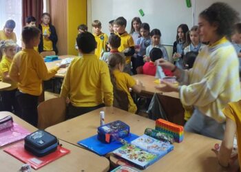 Magia lui Moș Nicolae a cuprins inimile elevilor de la Liceului Pedagogic „Nicolae Iorga” Botoșani