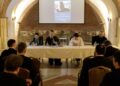 Lansare de carte „Inima hiperkinetică”, în mijlocul expoziției de desene ale artistului Constantin Cioc, la Muzeul Mitropolitan din Iași