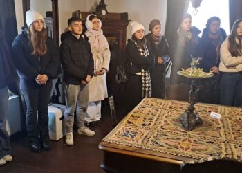 Memorialul Ipotești a fost vizitat de un grup de elevi din județul Suceava