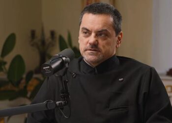 VIDEO: Rugăciunea schimbă creierul? Ce spune medicina – în dialog cu Arhid. Adrian Sorin Mihalache