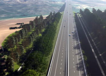 Opt oferte depuse pentru construirea ultimului tronson al Autostrăzii „Unirii”. Drumul va continua și în Republica Moldova