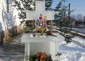 REPORTAJ: Crucile de gheaţă din Bucovina – o tradiţie seculară