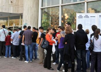 Foarte mulți tineri în categoria „nici la muncă, nici la școală”