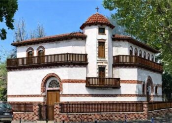 Comunitatea condusă de pr. Răzvan Ionescu a cumpărat terenul pentru un centru cultural și cultual la Paris