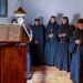 Trei surori au ales calea călugăriei la Mănăstirea Diaconești