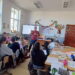 Creativitate și emoție la școala din Cerchejeni: Poetul Vasile Iftime în mijlocul micilor scriitori