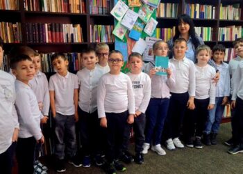 Copiii transformă lectura în artă la Filiala Primăverii a Bibliotecii Județene Botoșani