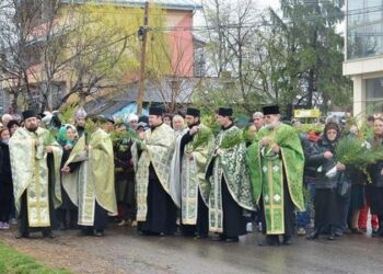 Procesiune de Florii pe străzile orașului Săveni. În fruntea credincioșilor se va afla protopopul Constantin Macuc