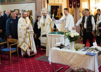 PS Macarie a botezat un tânăr suedez: Împreună aruncăm semințele Evangheliei