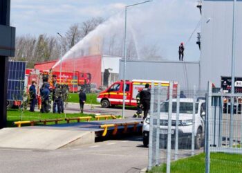 ATENȚIE, EXERCIȚIU: Misiuni de salvare contracronometru în caz de explozie, incendiu și accident chimic în comuna Roma