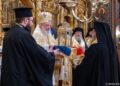 Patriarhul Daniel a primit Sfânta Lumină de la Ierusalim: Este o binecuvântare pentru toate popoarele
