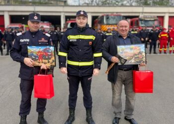 Doi pompieri din Botoșani au trecut în rezervă după o carieră dedicată salvării de vieți