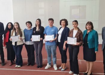 Elevă din Săveni, premiul I la etapa județeană a concursului „Made for Europe”