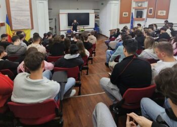 „Educație rutieră pentru un viitor mai sigur”. Activitate a polițiștilor la Dorohoi