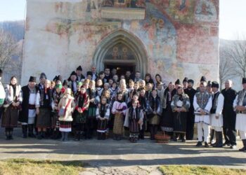 Arhiepiscopia Sucevei și Rădăuților inițiază un catalog al tradițiilor populare autentice din județul Suceava