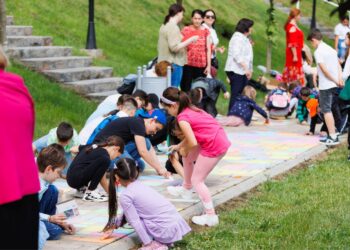 Dorohoiul sărbătorește copilăria prin patru zile de evenimente dedicate celor mici
