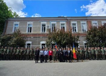 Absolvenții Catedrei Militare a Universității de Stat „Alecu Russo” din Bălți au depus jurământul în prezența PS Antonie