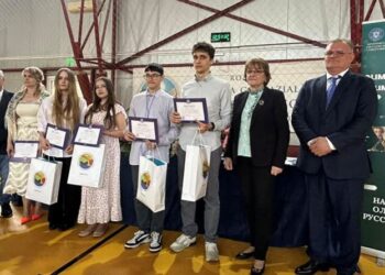 Elevii botoșăneni au obținut rezultate excelente la Olimpiada Națională de Limba Rusă Maternă