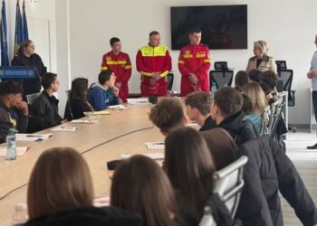 Voluntarii „Salvator din pasiune”, instruiți la ISU Botoșani