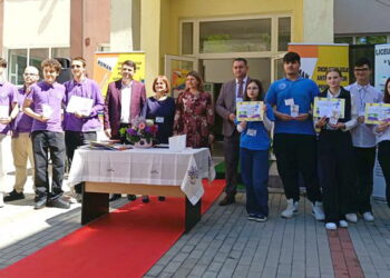 Elevii Liceului Tehnologic „Petru Rareș” Botoșani au obținut Premiul I la concursul național „Antreprenor pentru viitor”