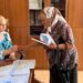 100 de vârstnici au primit gratuit ochelari de vedere și volume „Noul Testament cu Psalmi” în cadrul proiectului „Ajută un bătrân să zâmbească”