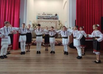 Festivalul-Concurs „Ia Românească – Mândria Noastră!”, ediția a V-a, a adus tradiția în prim-plan la Pomârla