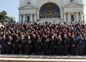 Licențiații Facultății de Teologie din Iași au depus jurământul de credință față de Biserică