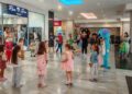 Copiii sunt invitați „În Lumea Poveștilor”, la Uvertura Mall Botoșani