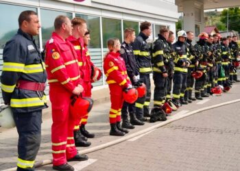 Exercițiu de amploare al pompierilor botoșăneni la o stație de carburanți