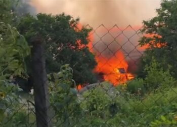 Apel umanitar pentru o familie din Agafton: Casa ridicată în 15 ani de muncă, mistuită de incendiu