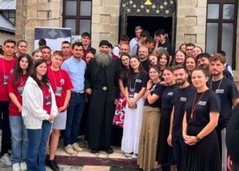 Copii și tineri din România, Republica Moldova și diaspora s-au reunit într-o tabără organizată de o parohie nemțeană