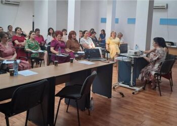 „Școala botoșăneană în zi de sărbătoare”. Conferință organizată la Botoșani