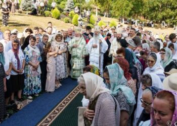 Sfântul Ioan Iacob, cinstit la el acasă: „Să urmăm pilda vieții lui și să o facem vie în viața noastră”