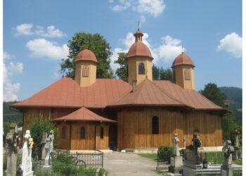 Icoana Maicii Domnului de la Mănăstirea Rarău, adusă spre închinare la Câmpulung Moldovenesc