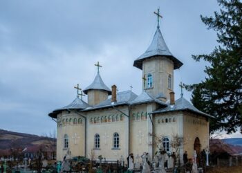 Hram la Parohia „Sfinții Trei Ierarhi” din Liteni, în cinstea Tăierii Capului Sfântului Ioan Botezătorul