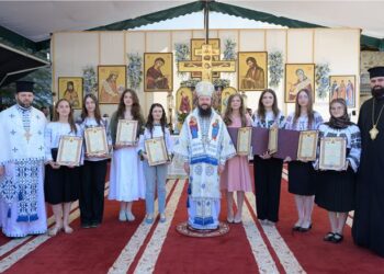 Arhiepiscopia Sucevei și Rădăuților continuă tradiția premierii absolvenților suceveni cu rezultate deosebite la Evaluarea Națională și la Examenul Național de Bacalaureat
