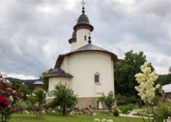 Hramul Mănăstirii Văratec și proclamarea locală a canonizării Sfintelor Cuvioase Olimpiada, Nazaria și Elisabeta, între 15 și 17 august