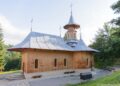 Zile de har la Mănăstirea Diaconești. Sfințirea paraclisului și a bisericii, în ajunul praznicului Adormirii Maicii Domnului