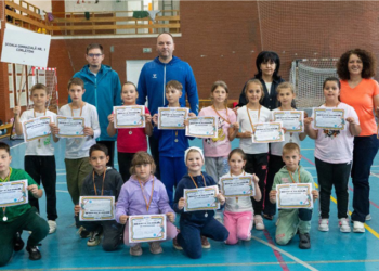 Handbalul juvenil, în prim-plan la Botoșani. 12 echipe de copii au participat la „Cupa Viitorilor Campioni”