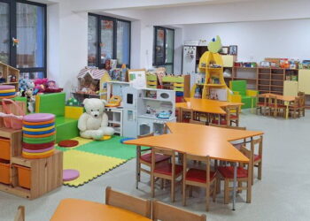 Grădinița cu Program Prelungit Nr. 19 din Botoșani și-a redeschis porțile după doi ani de lucrări