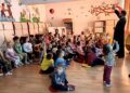 144 de copii din Botoșani, într-o întâlnire cu preotul Marian Macuc. O zi dedicată bucuriei, credinței și faptelor bune