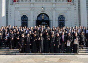 Rugăciune și binecuvântare pentru studenți și profesori, la începutul noului an universitar, la Facultatea de Teologie Ortodoxă din Iași