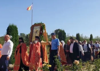 Hram la Mănăstirea Gorovei. Procesiune cu Icoana făcătoare de minuni a Sfântului Ioan Botezătorul
