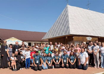230 de copii din județul Botoșani au participat la taberele organizate de Departamentul pentru  minorități al Arhiepiscopiei Iașilor